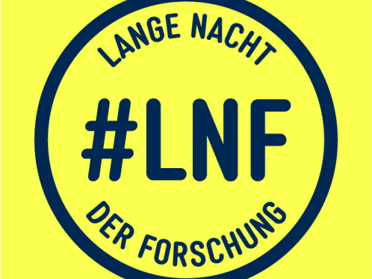Profilbild_LNF Badge_Blau_Auf_Gelbem_Hintergrund.png